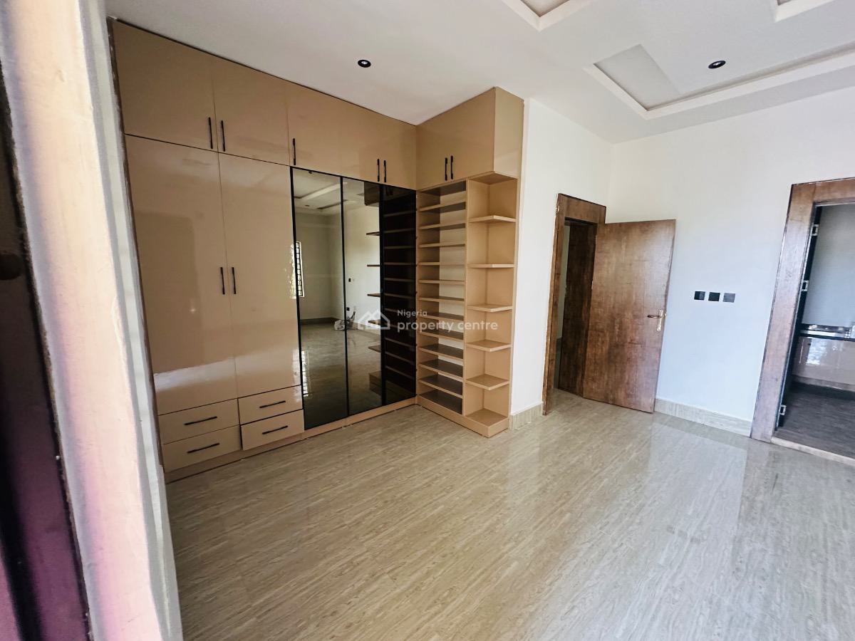 5 Bedroom Duplex with Gatehouse, Gra Phase 1 Off Sss Road, Asaba, Delta, Detached Duplex for Sale