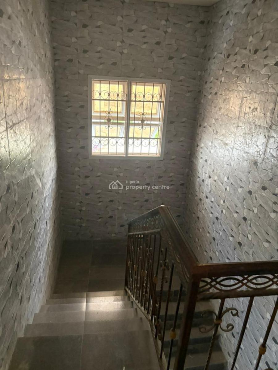 2 Bedroom Apartment, Mobil Road, Ilaje, Ajah, Lagos, Flat / Apartment for Rent