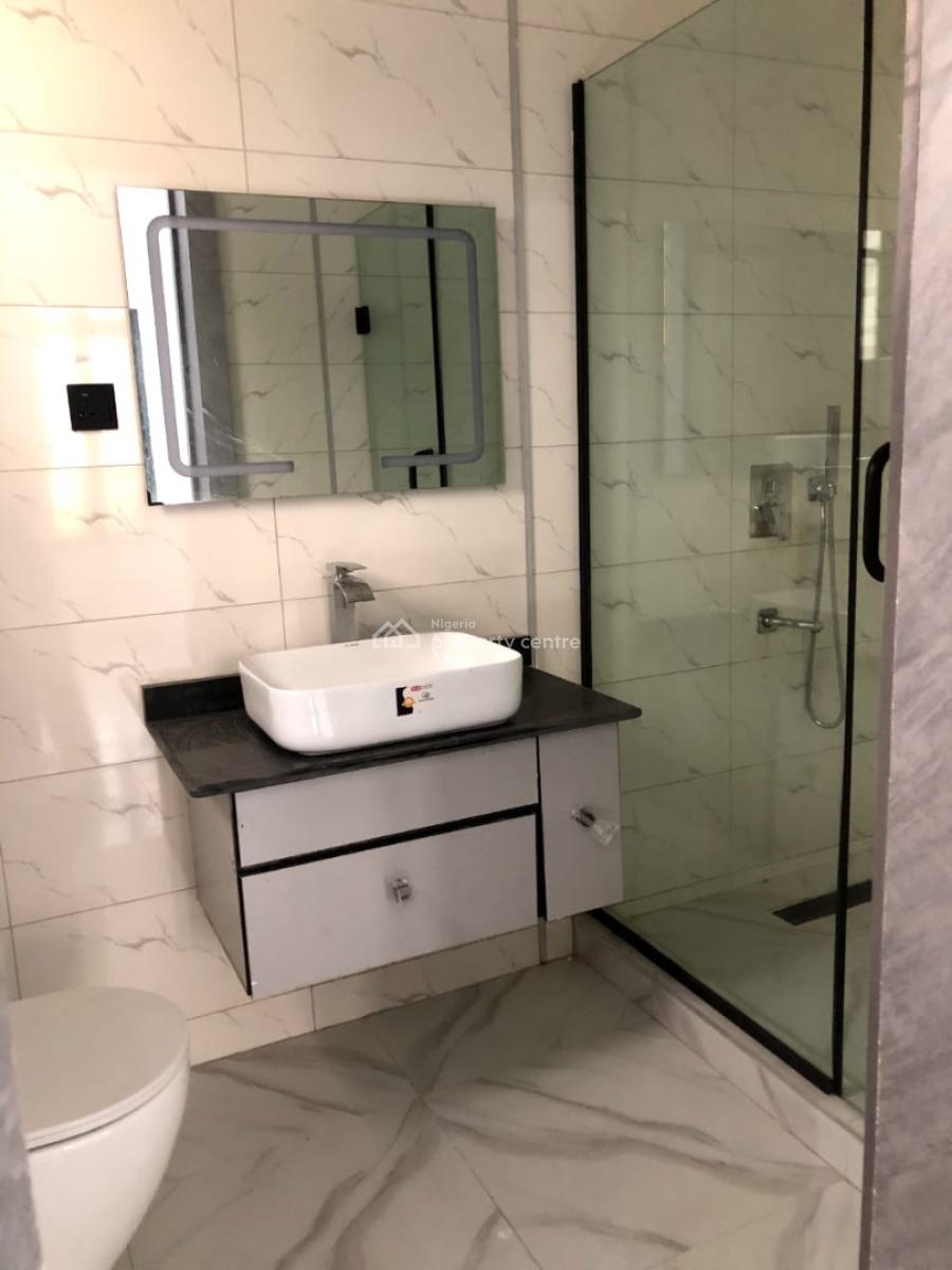 2 Bedroom Apartment with Bq, Off Freedom Way, Lekki Phase 1, Lekki, Lagos, Flat / Apartment for Rent