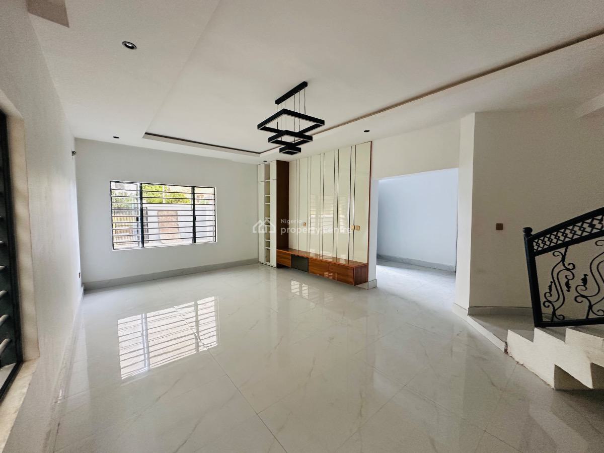 4 Bedroom Duplex, Gra Phase 1, Asaba, Delta, Detached Duplex for Sale