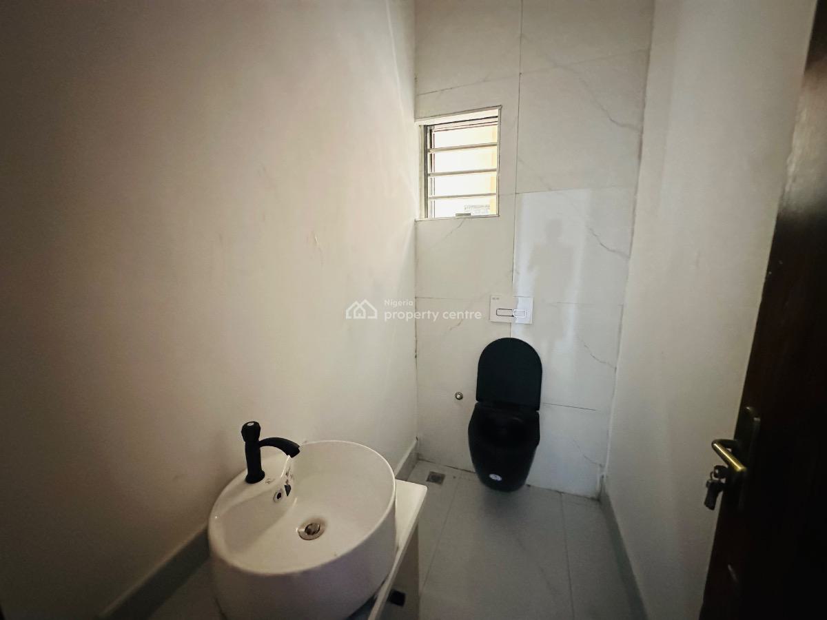 4 Bedroom Duplex, Gra Phase 1, Asaba, Delta, Detached Duplex for Sale