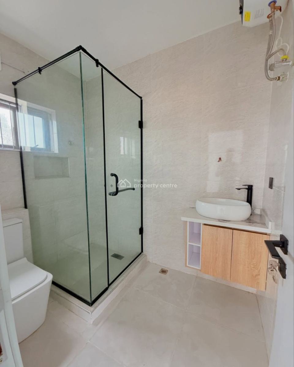 Stunning 4 Bedroom Terrace Duplex with Bq, Obanikoro, Shomolu, Lagos, Terraced Duplex for Sale