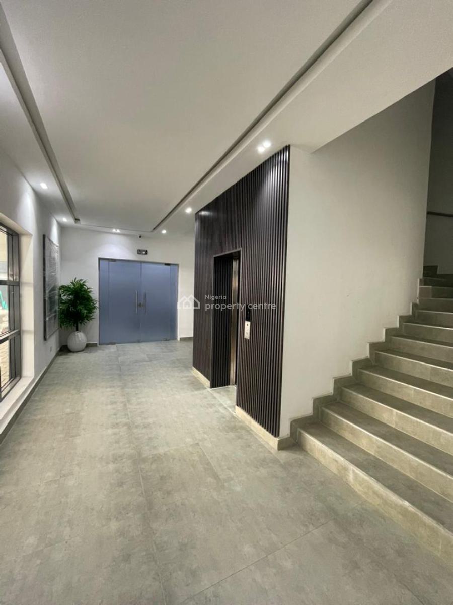 Serviced 3 Bedroom Flat with Elevator and Gym, Lekki Phase 1, Lekki, Lagos, Flat / Apartment for Rent