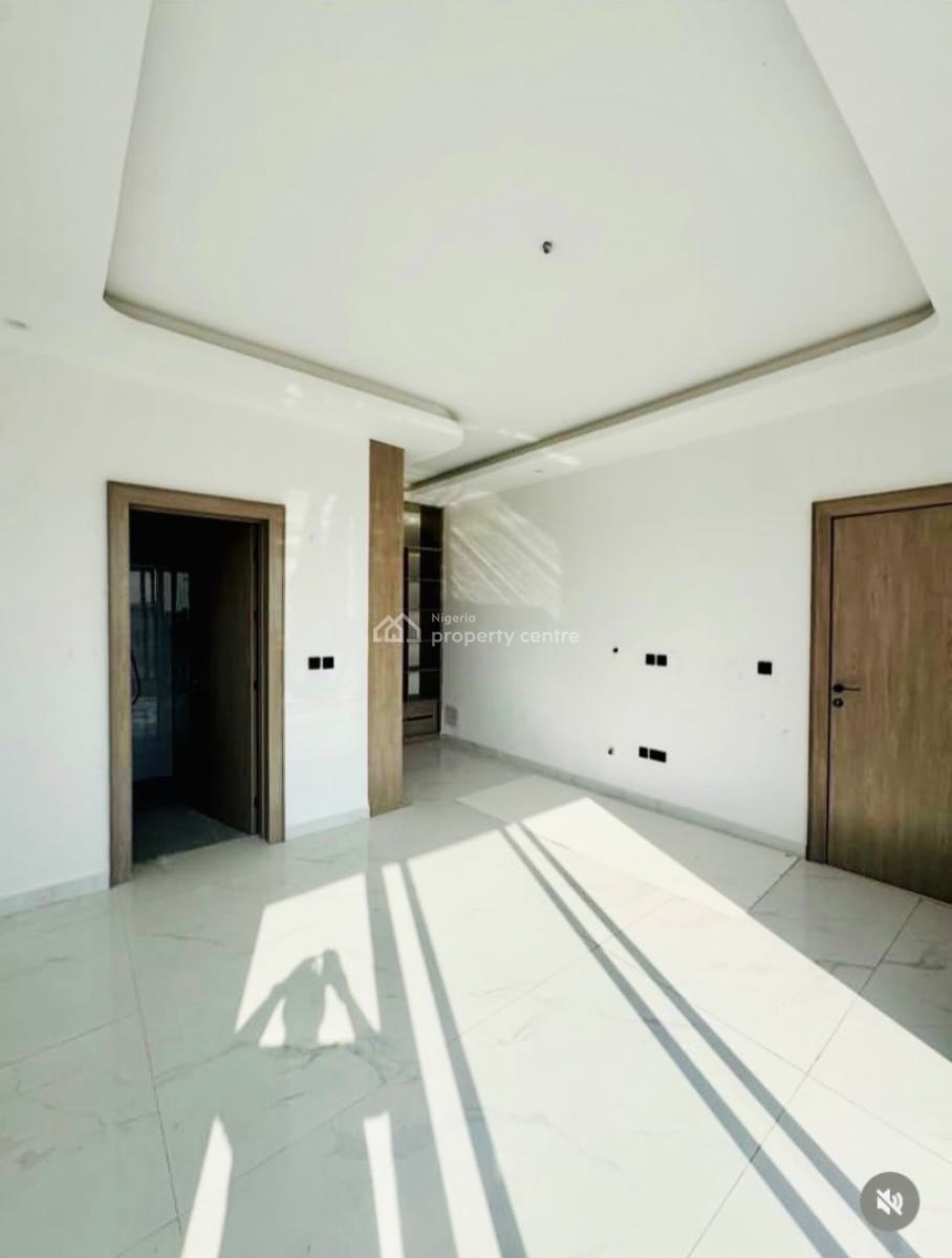 Luxury 2 Bedroom Apartment with Swimming Pool and Elevator, Lekki Phase 1, Lekki, Lagos, Flat / Apartment for Rent