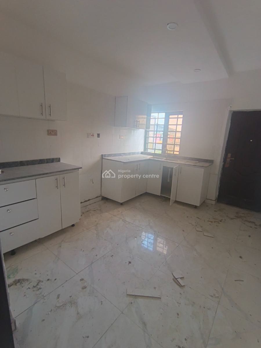 Cozy Spacious 3 Bedroom, Awoyaya, Oribanwa, Ibeju Lekki, Lagos, Flat / Apartment for Rent
