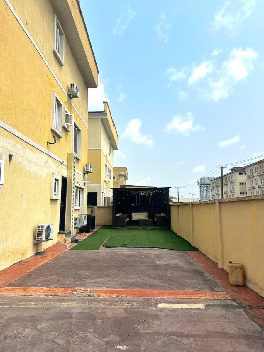 6 Bedroom Detached Duplex with Boys Quarters, Osapa, Lekki, Lagos, Detached Duplex for Rent