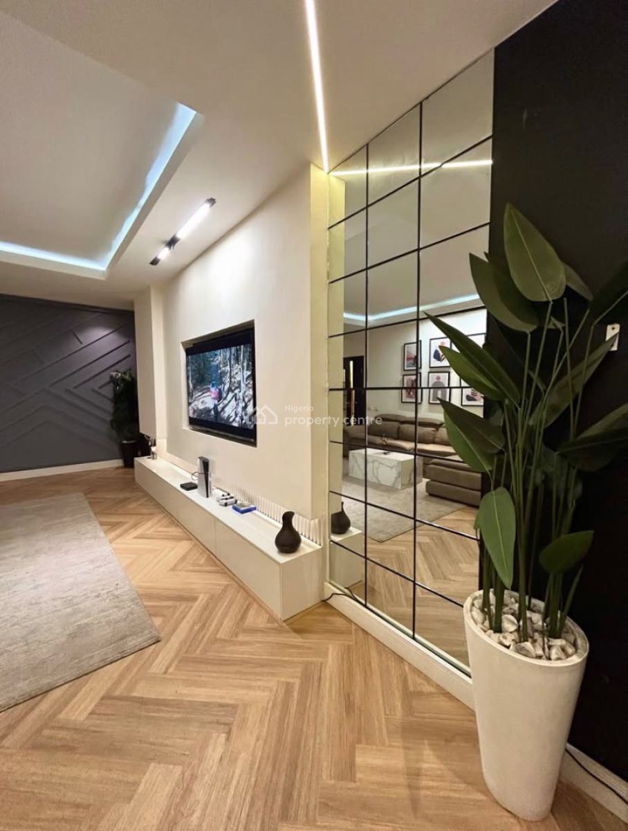 Tastefully Furnished 2 Bedroom Apartment with Elevator, Lekki Phase 1, Lekki, Lagos, Flat / Apartment for Rent