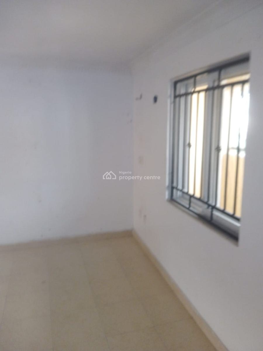 Well Maintained 4-bedroom Elevated Bungalow, Diamond Estate, Monastery Rd, Sangotedo, Ajah, Lagos, Detached Bungalow for Rent