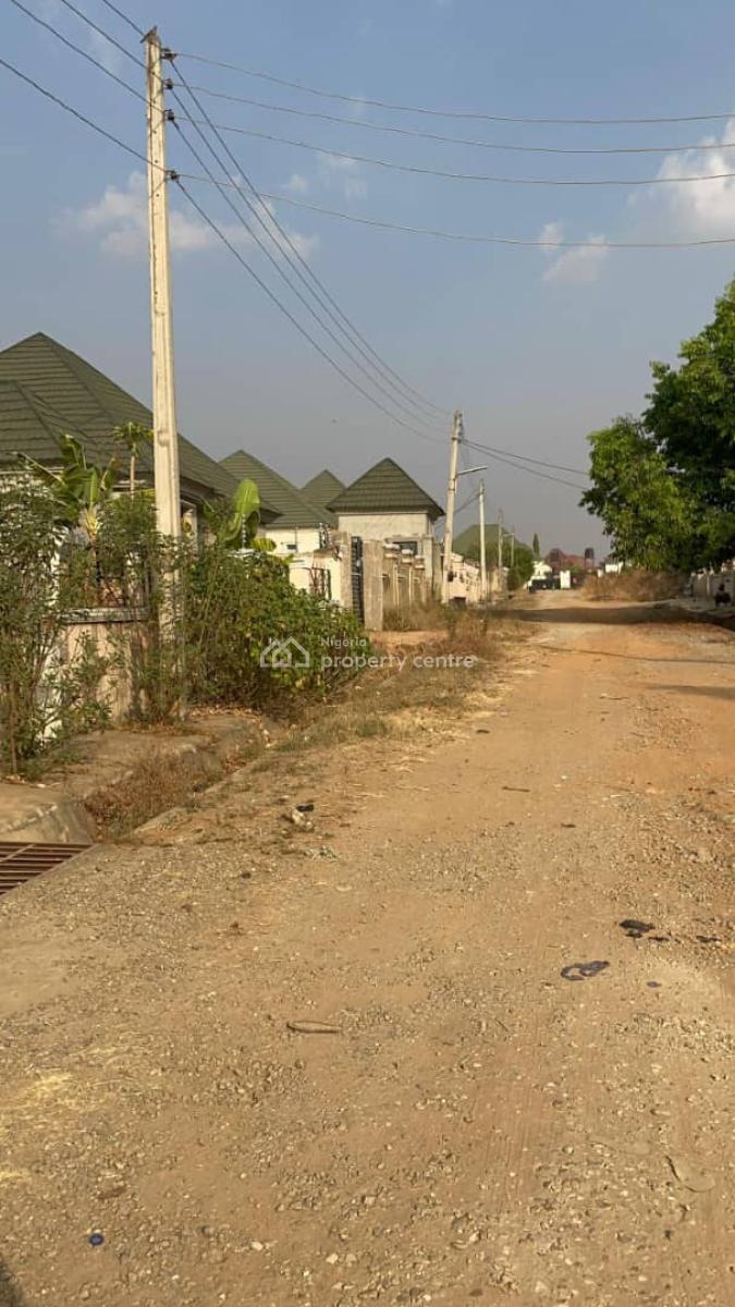 Standard 3 Bedroom Bungalow with Bq, Airport Road, Lugbe District, Abuja, Detached Bungalow for Sale