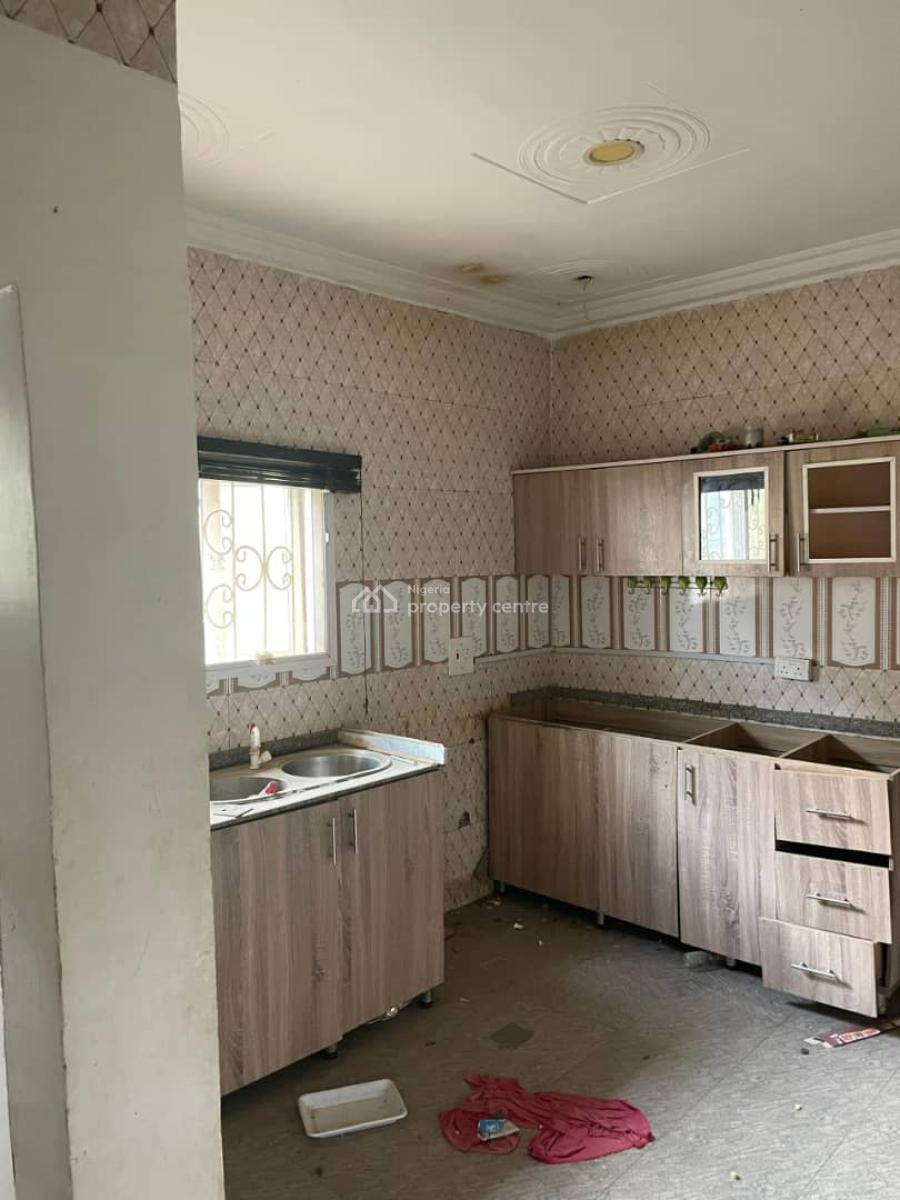 Standard 3 Bedroom Bungalow with Bq, Airport Road, Lugbe District, Abuja, Detached Bungalow for Sale