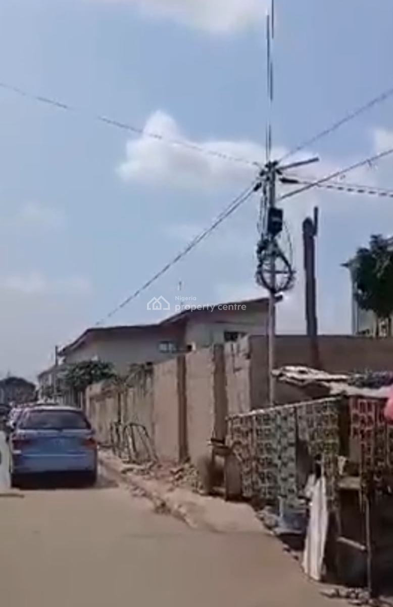Vacant Land Cornerpiece, Anuoluwapo Str. Off Market Str, Shomolu, Lagos, Mixed-use Land for Sale