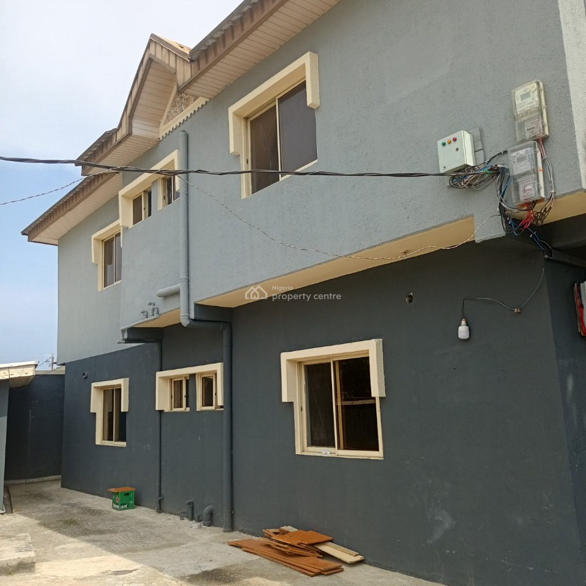 Spacious and Sharp 3 Bedroom Apartment (downstairs), Harmony Estate Lamgbasa, Ajah, Lagos, Flat / Apartment for Rent