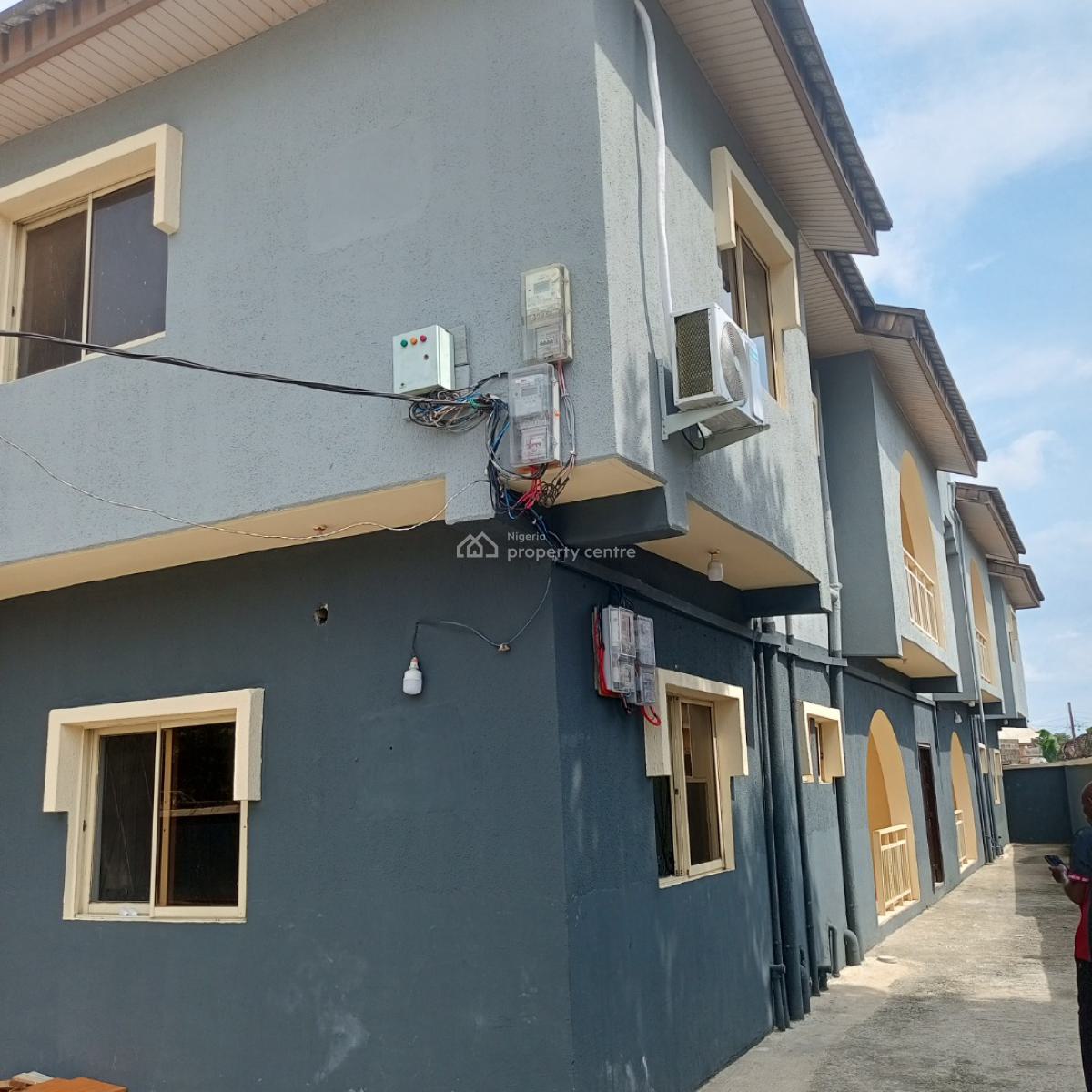 Spacious and Sharp 3 Bedroom Apartment (downstairs), Harmony Estate Lamgbasa, Ajah, Lagos, Flat / Apartment for Rent
