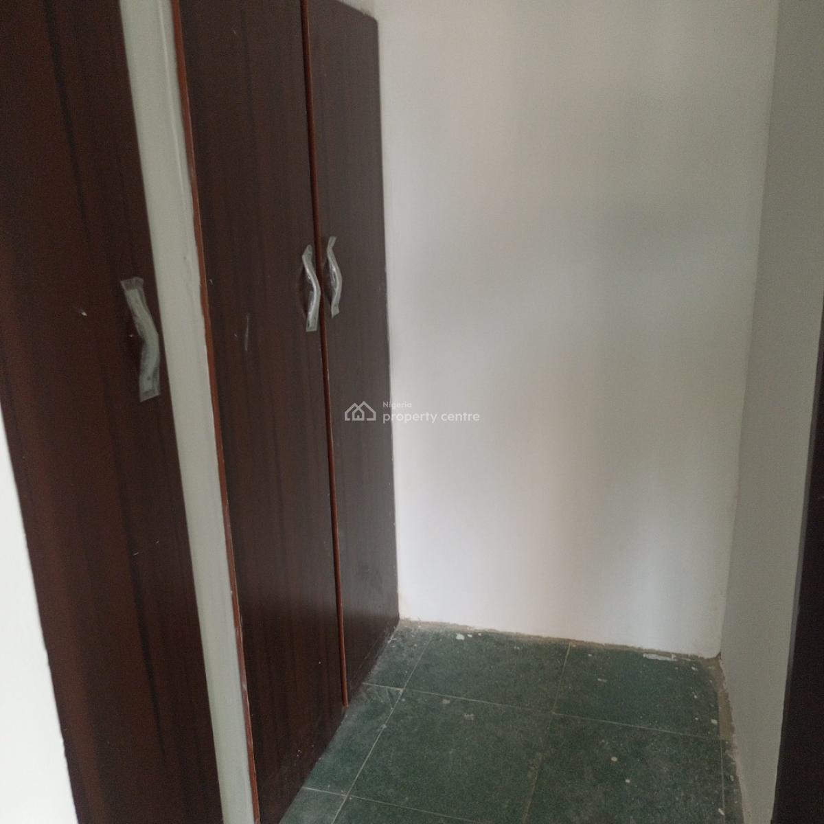 Spacious and Sharp 3 Bedroom Apartment (downstairs), Harmony Estate Lamgbasa, Ajah, Lagos, Flat / Apartment for Rent