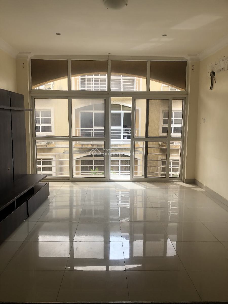 3 Bedroom Apartment, Milverton Estate, Osapa, Lekki, Lagos, Flat / Apartment for Rent