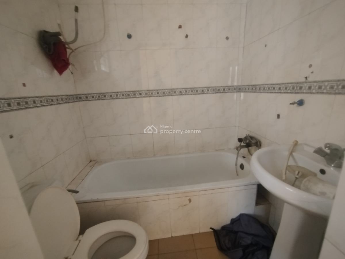 Self Serviced 3 Bedroom Apartment, Off Durosimi Etti Road, Lekki Phase 1, Lekki, Lagos, Office Space for Rent