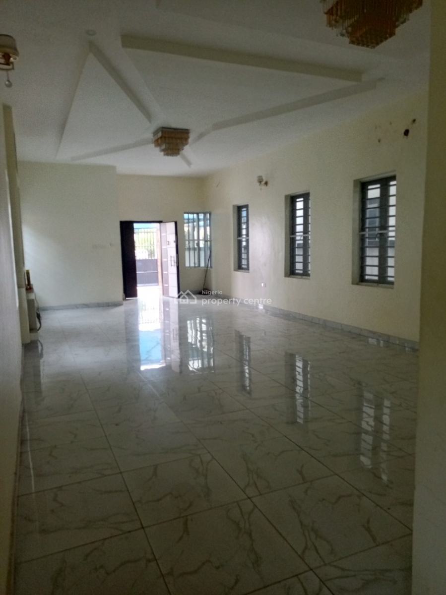 5 Bedroom Fully Detached with Bq and Security House, Chevron Drive, Lekki, Lagos, Detached Duplex for Rent