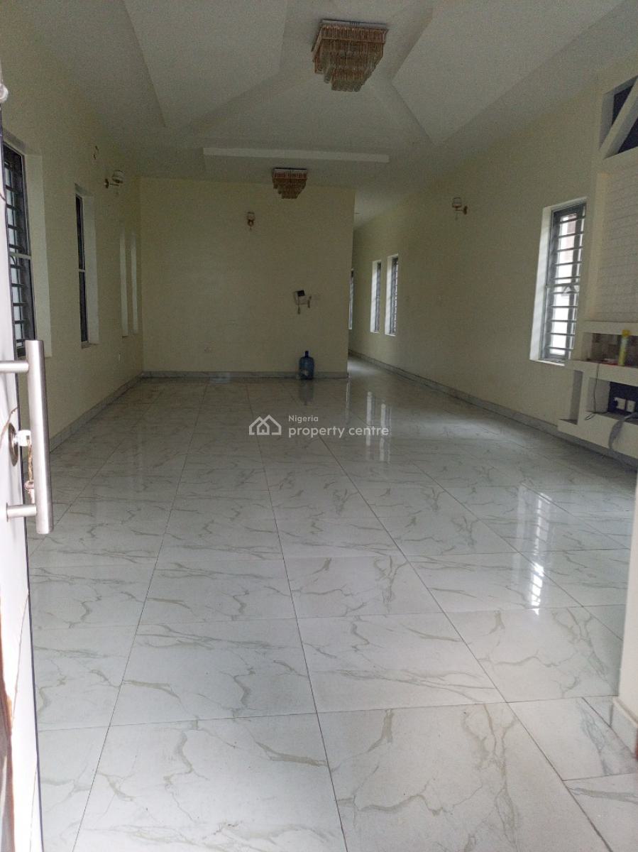 5 Bedroom Fully Detached with Bq and Security House, Chevron Drive, Lekki, Lagos, Detached Duplex for Rent