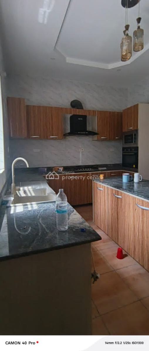5 Bedroom Fully Detached with Bq and Security House, Chevron Drive, Lekki, Lagos, Detached Duplex for Rent