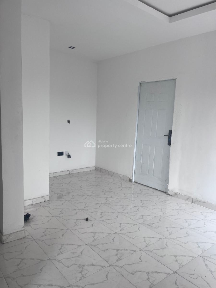 1 Bedroom Flat with Gym, Oakland Estate, Sangotedo, Ajah, Lagos, Mini Flat (room and Parlour) for Rent