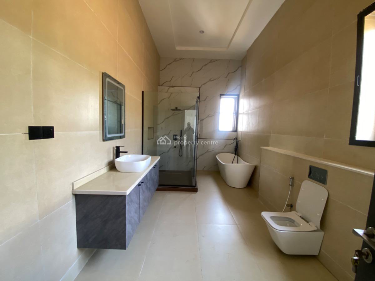 Massive 8bedroom Mansion, Serene, Maitama District, Abuja, Detached Duplex for Rent