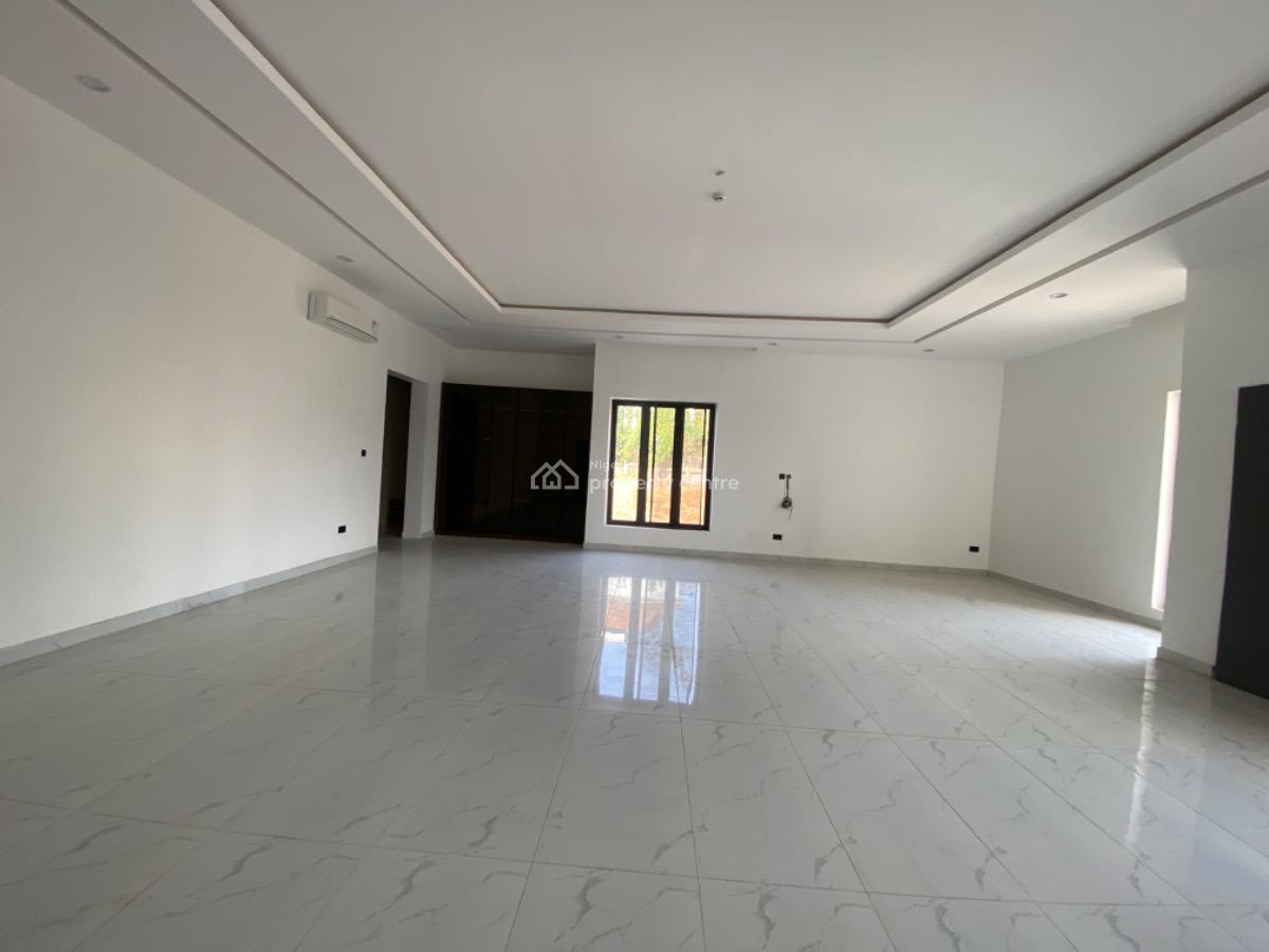 Massive 8bedroom Mansion, Serene, Maitama District, Abuja, Detached Duplex for Rent