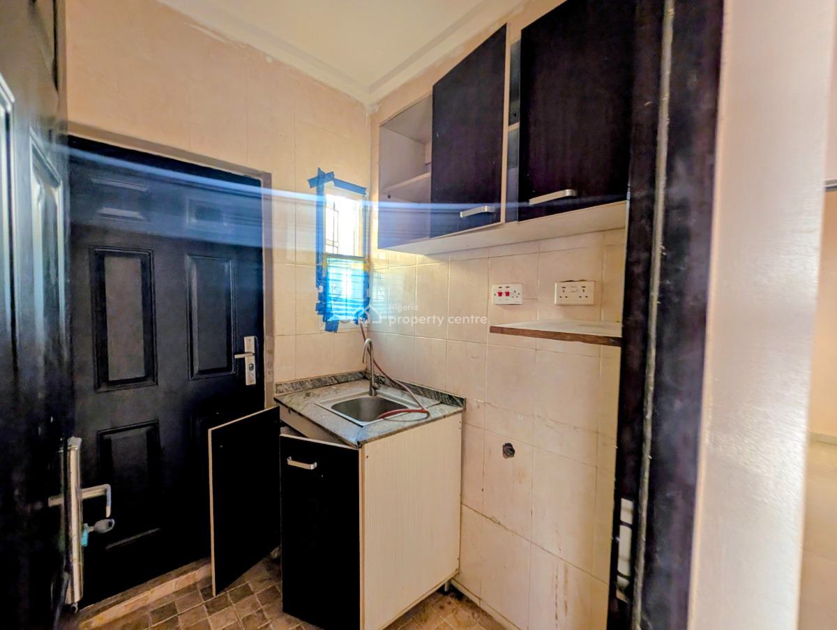 One Bed Room with 2 Toilets in Apo Resettlement, Zone E, Apo Resettlement, Apo, Abuja, Mini Flat (room and Parlour) for Rent