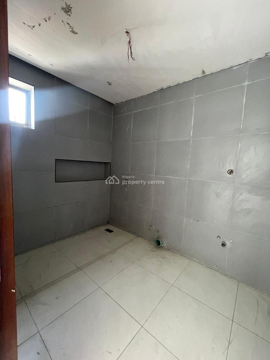 Spacious 2 Bedroom Apartment, Ikate Elegushi, Lekki, Lagos, Block of Flats for Sale