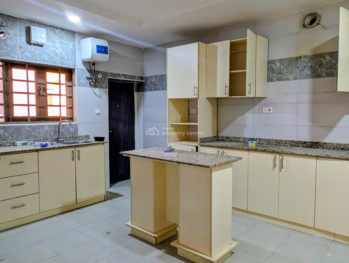 Luxurious 3bed Room Block of Flat First Floor in a Prime Location in D, Durumi, Durumi, Abuja, Flat / Apartment for Rent