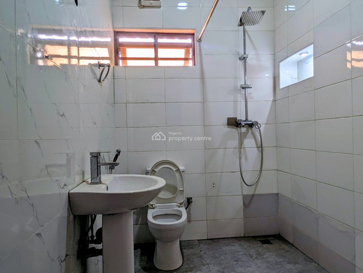 Luxurious 3bed Room Block of Flat First Floor in a Prime Location in D, Durumi, Durumi, Abuja, Flat / Apartment for Rent