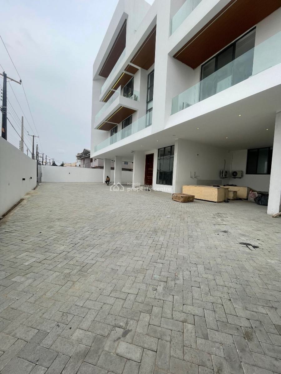 1&2 Bedroom Apartment in Ikate Lekki, Ikate, Lekki, Lagos, Block of Flats for Sale