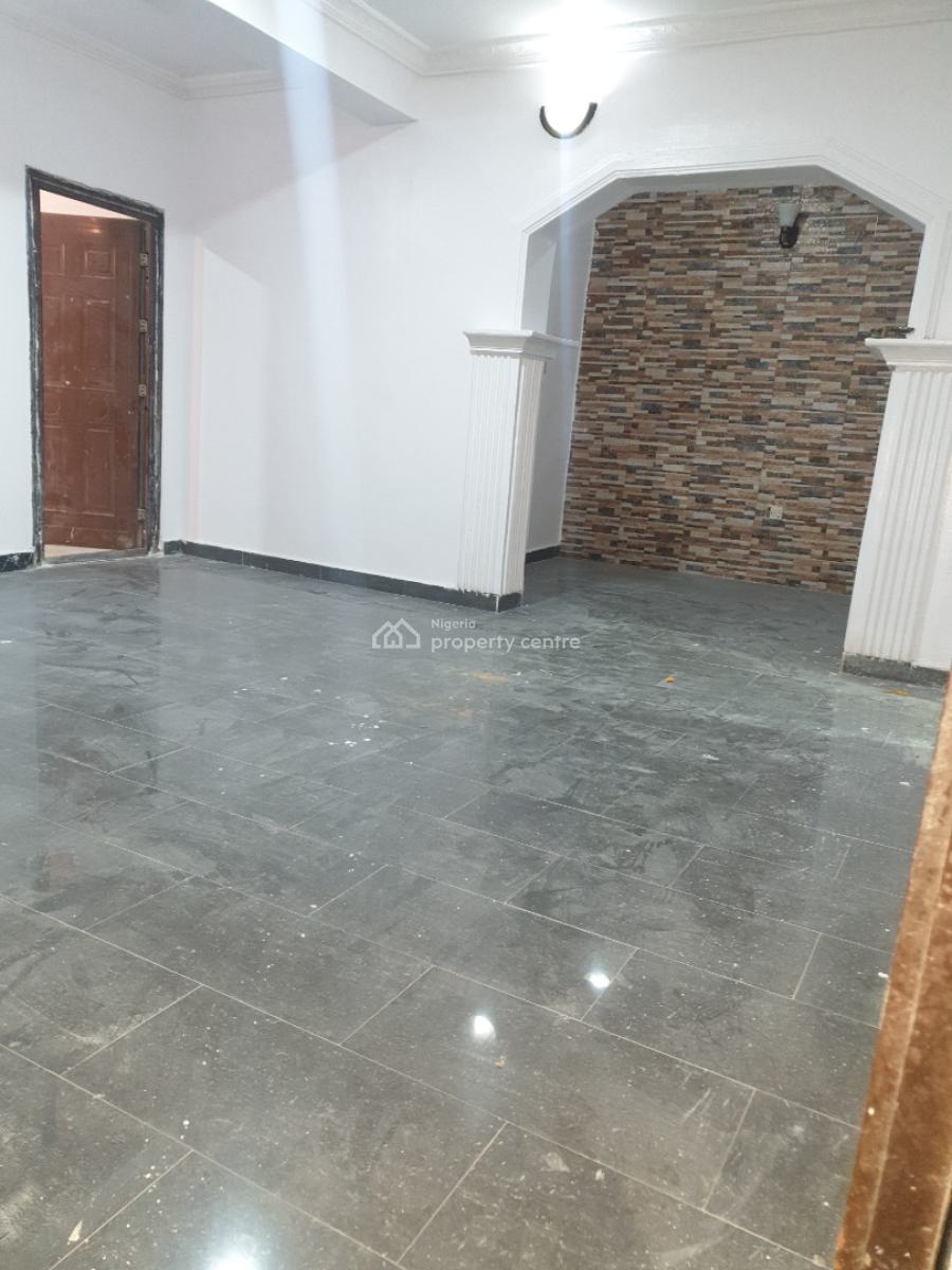 Spacious Miniflat Newly Renovated, Off New Road Igboefon, Lekki, Lagos, Mini Flat (room and Parlour) for Rent