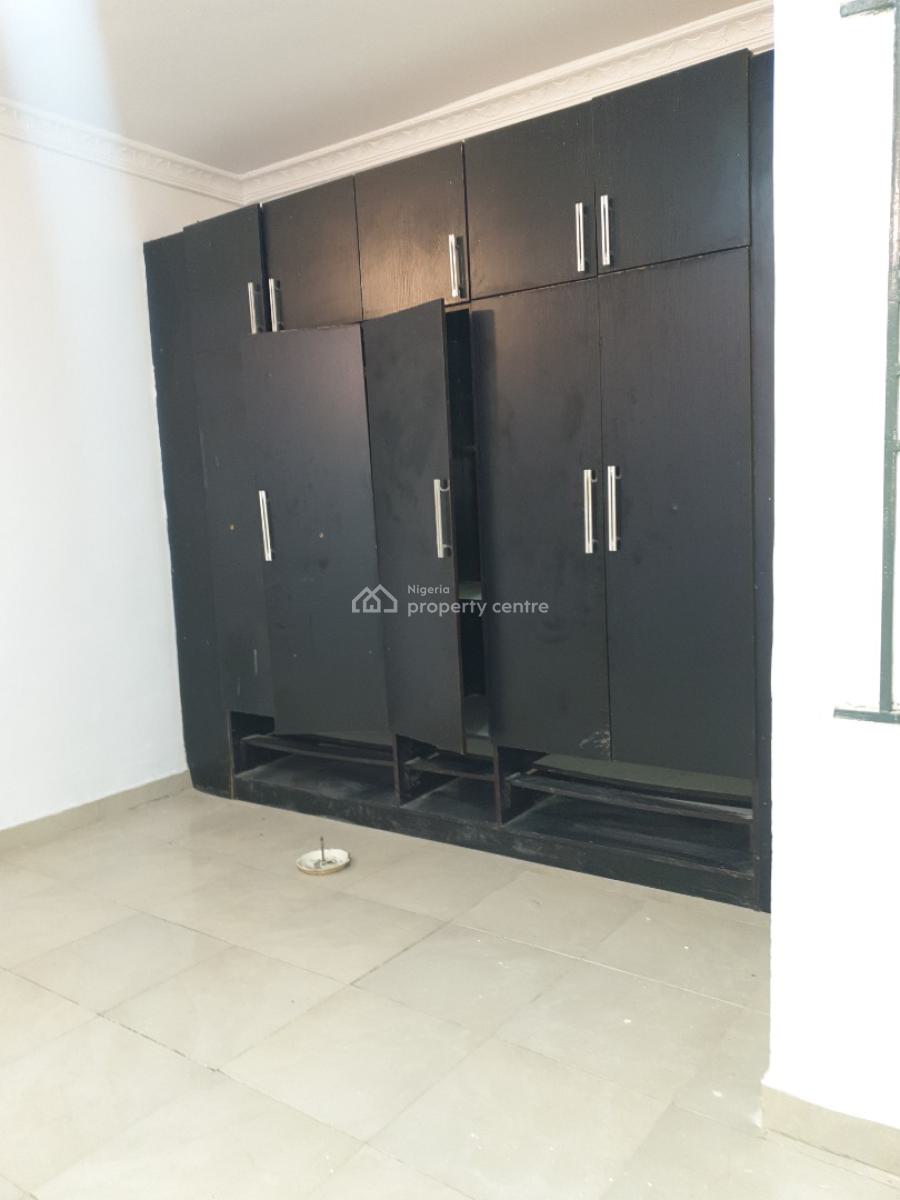 Spacious Miniflat Newly Renovated, Off New Road Igboefon, Lekki, Lagos, Mini Flat (room and Parlour) for Rent