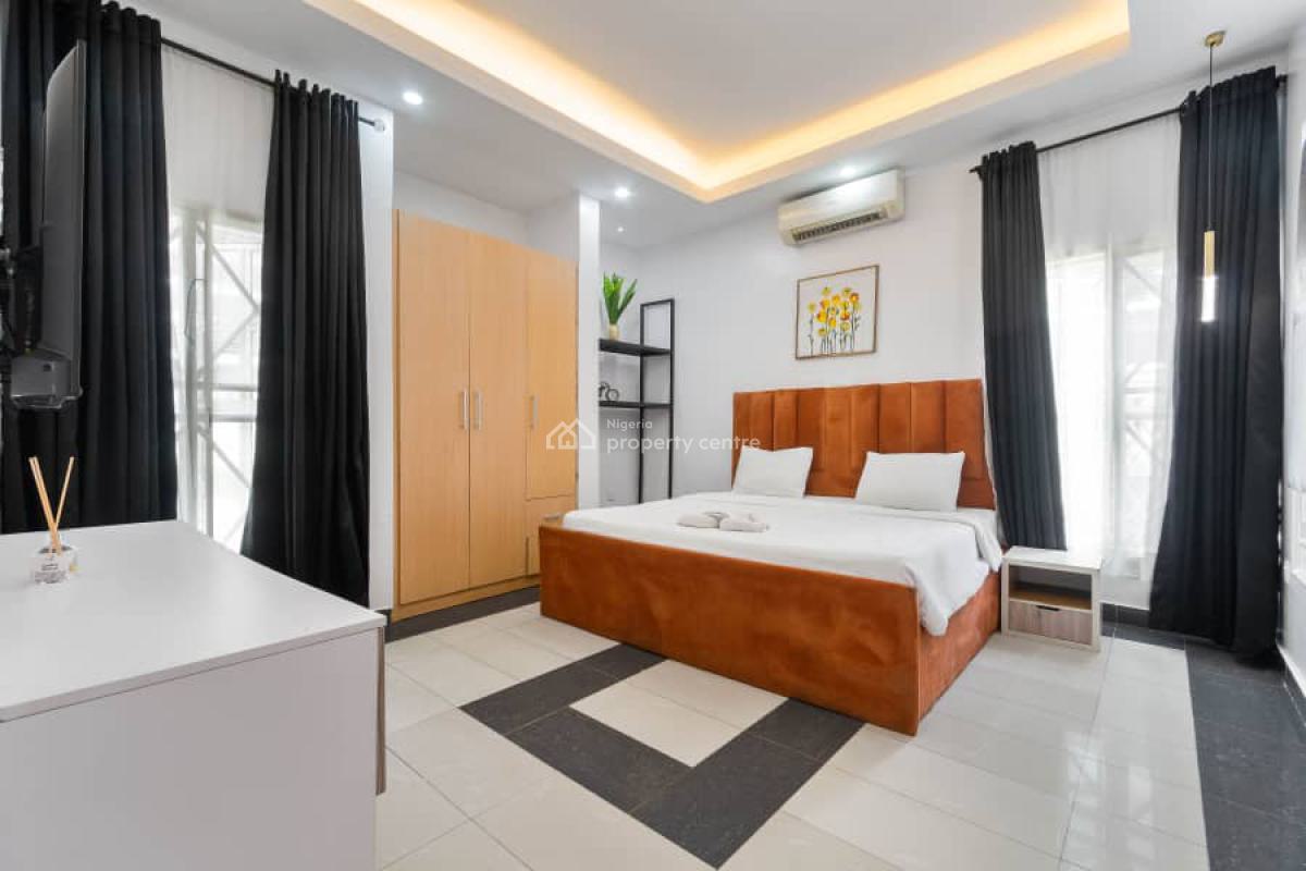 Luxury 1 Bedroom Apartment with Wine Bar and Elevator, Lekki Phase 1, Lekki, Lagos, Flat / Apartment Short Let