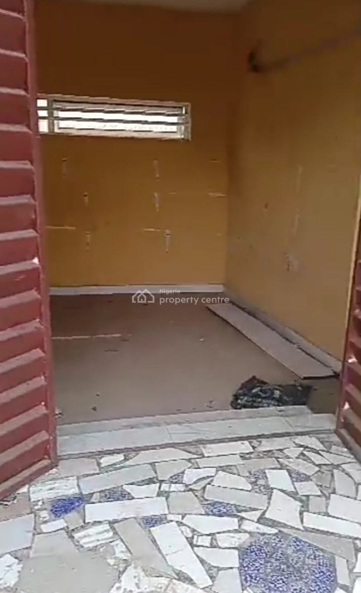 Medium Size Shop Facing Major Road{ Video}, Olokonla, Ajah, Lagos, Commercial Property for Rent