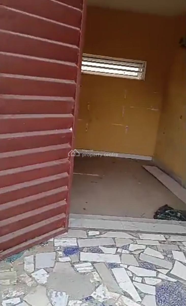 Medium Size Shop Facing Major Road{ Video}, Olokonla, Ajah, Lagos, Commercial Property for Rent