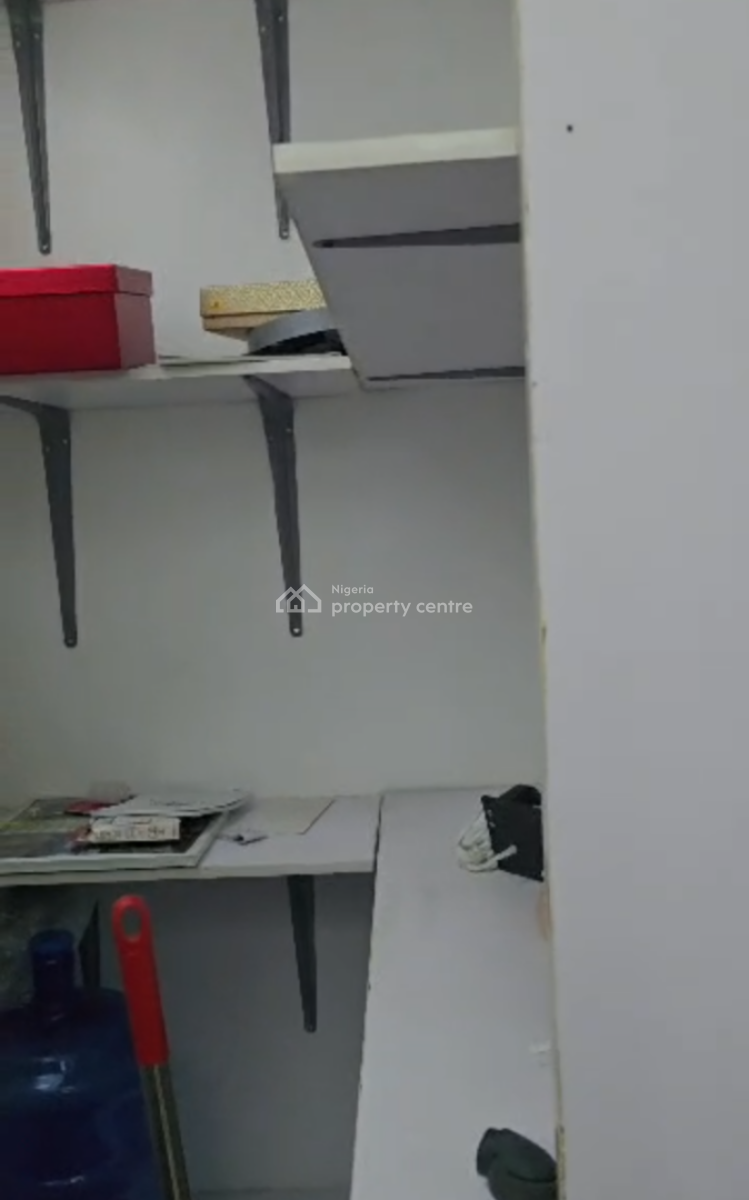 Serviced 3 Bedroom Terrace + 1 Room Bq, Lekki The By Updc Estate, Lekki Phase 1, Lekki, Lagos, Terraced Duplex for Rent