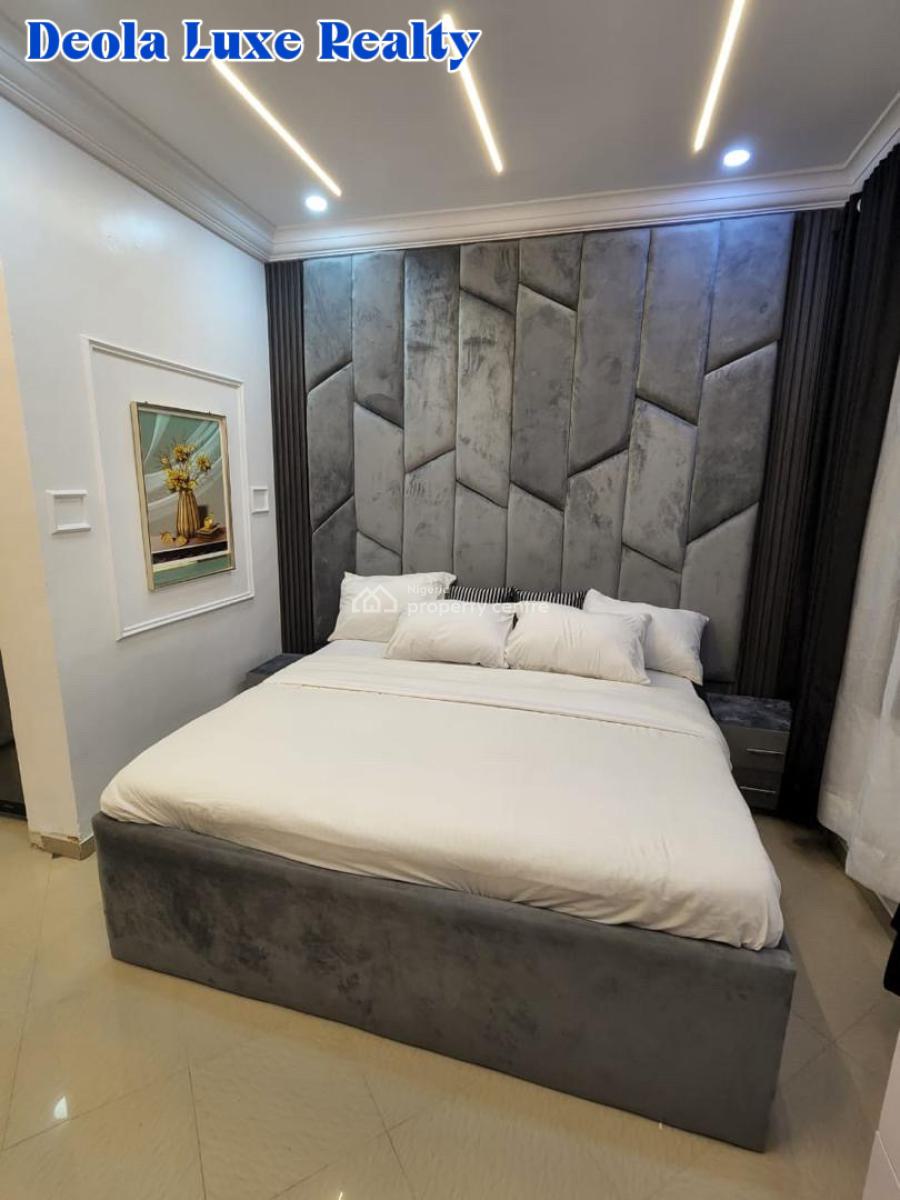 a Clean 1 Bedroom Fully Serviced Apartment Available, Lekki Phase 1 (2 Minutes From Imax), Lekki, Lagos, Flat / Apartment Short Let