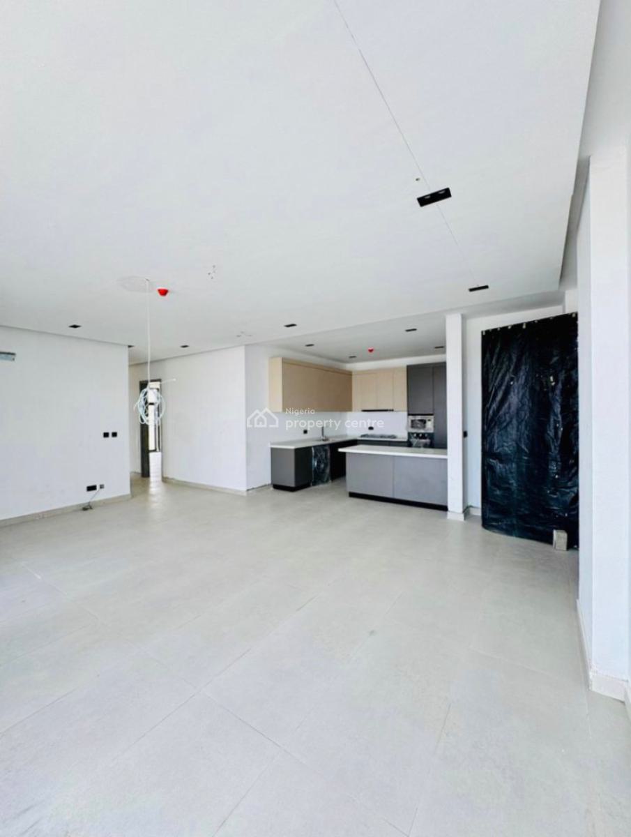 Luxury and Spacious 2 Bedroom Apartment with Elevator, Lekki Phase 1, Lekki, Lagos, Flat / Apartment for Sale