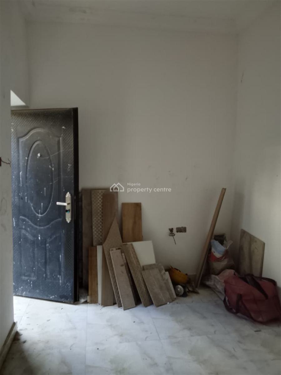 This Is a Lovely Selfcon, Ologolo, Lekki, Lagos, Flat / Apartment for Rent
