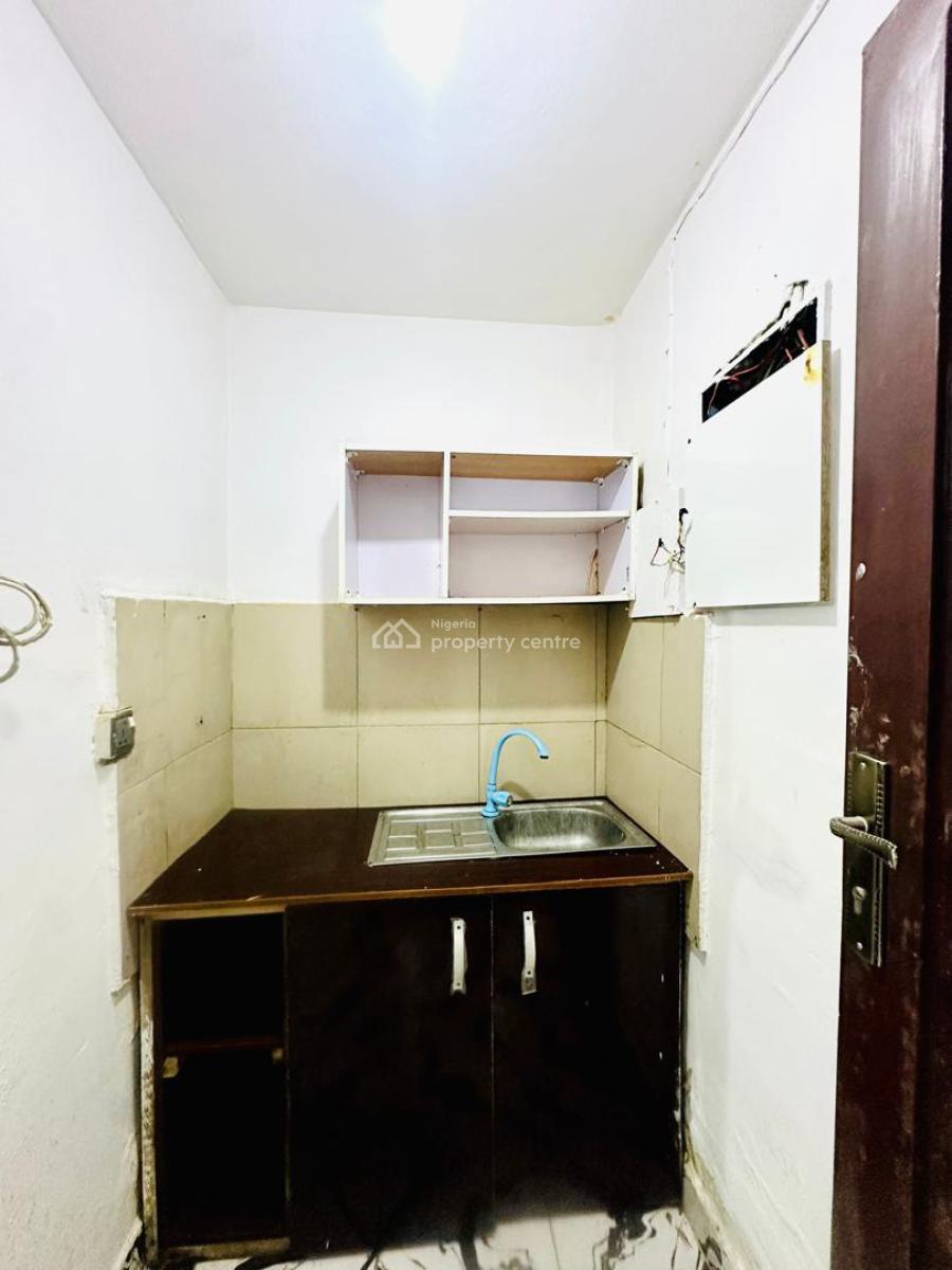 This Is a Lovely 1bed Apartment, Agungi, Lekki, Lagos, Mini Flat (room and Parlour) for Rent