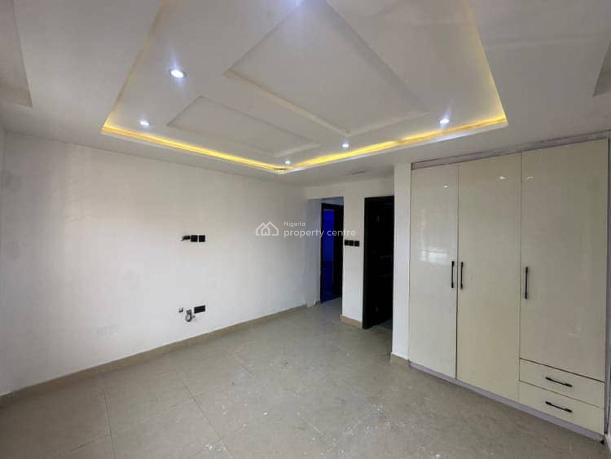 3 Bedroom with Bq, Lekki Phase 1, Lekki, Lagos, Flat / Apartment for Sale