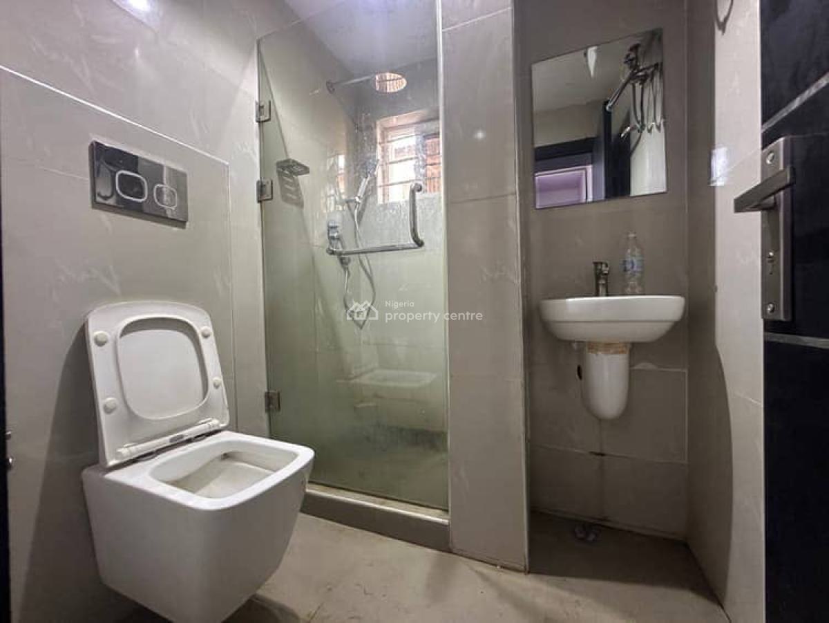 3 Bedroom with Bq, Lekki Phase 1, Lekki, Lagos, Flat / Apartment for Sale