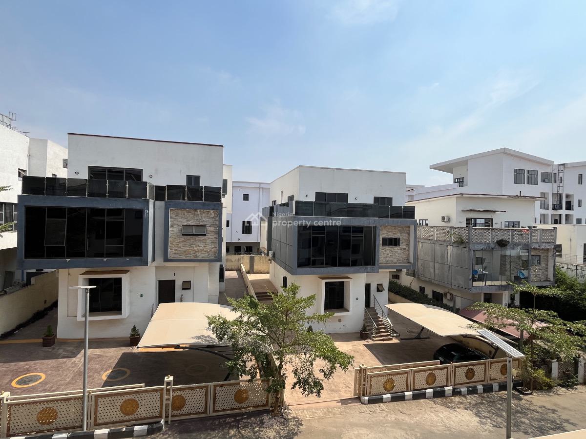 5 Bedroom Detached Duplex + 3 Living Room + Bq, Guzape District, Abuja, Detached Duplex for Sale