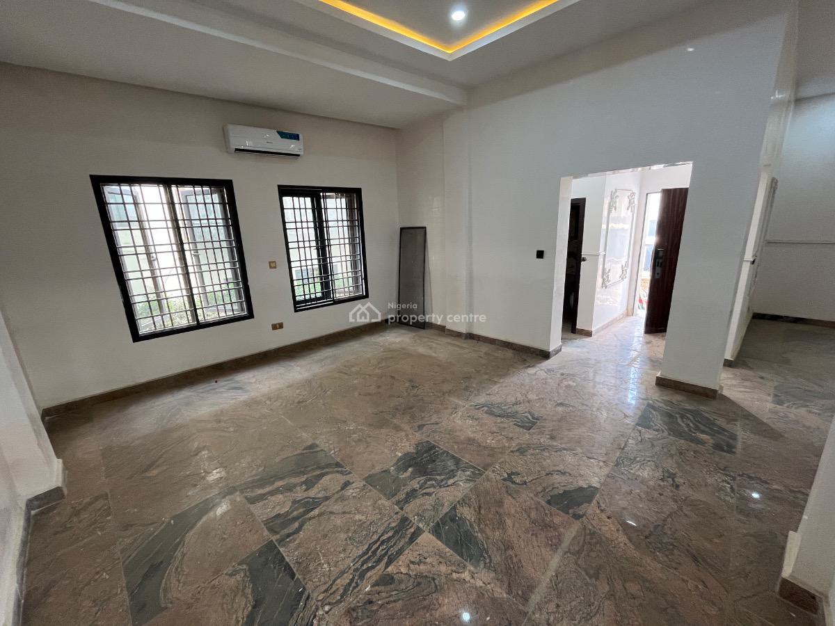 5 Bedroom Detached Duplex + 3 Living Room + Bq, Guzape District, Abuja, Detached Duplex for Sale