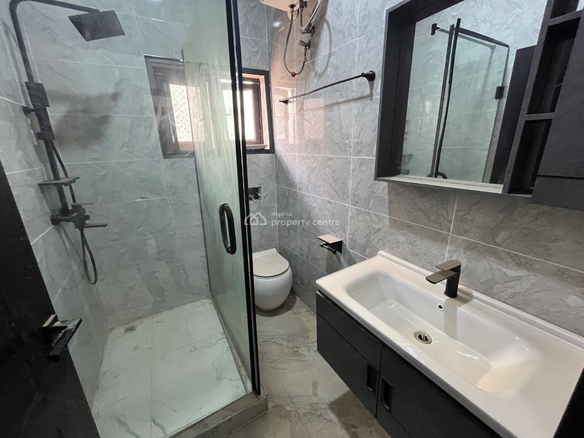 5 Bedroom Detached Duplex + 3 Living Room + Bq, Guzape District, Abuja, Detached Duplex for Sale