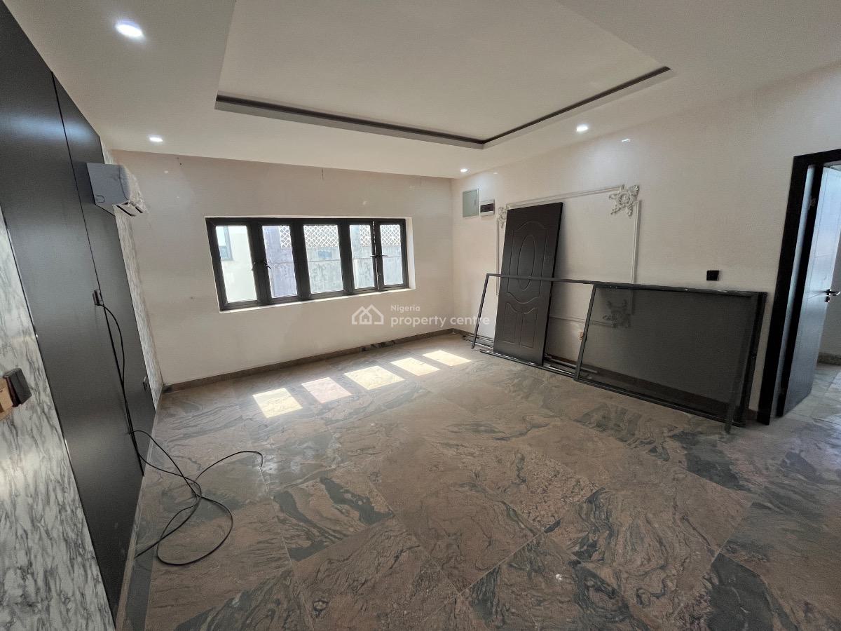 5 Bedroom Detached Duplex + 3 Living Room + Bq, Guzape District, Abuja, Detached Duplex for Sale