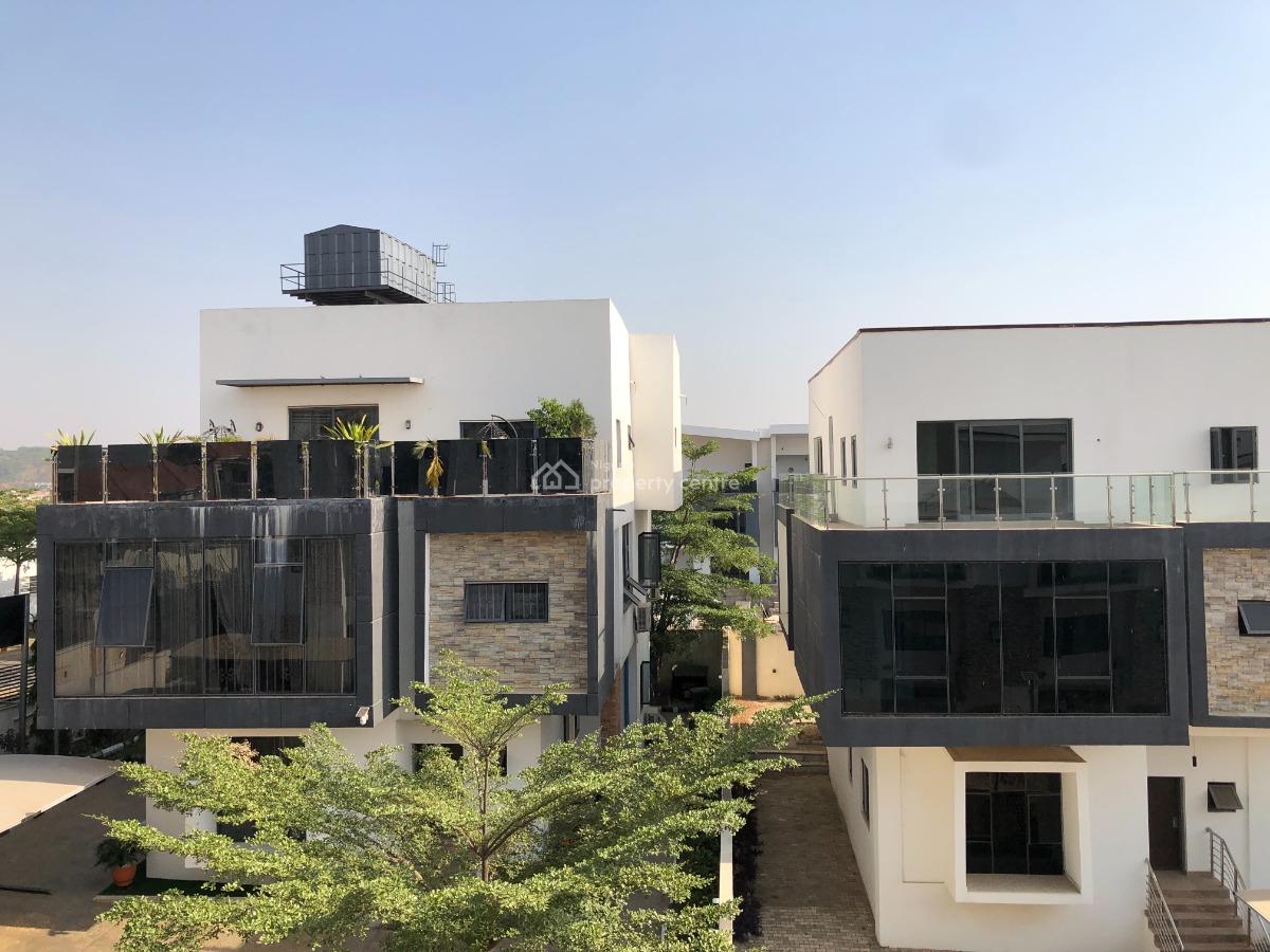 5 Bedroom Detached Duplex + 3 Living Room + Bq, Guzape District, Abuja, Detached Duplex for Sale