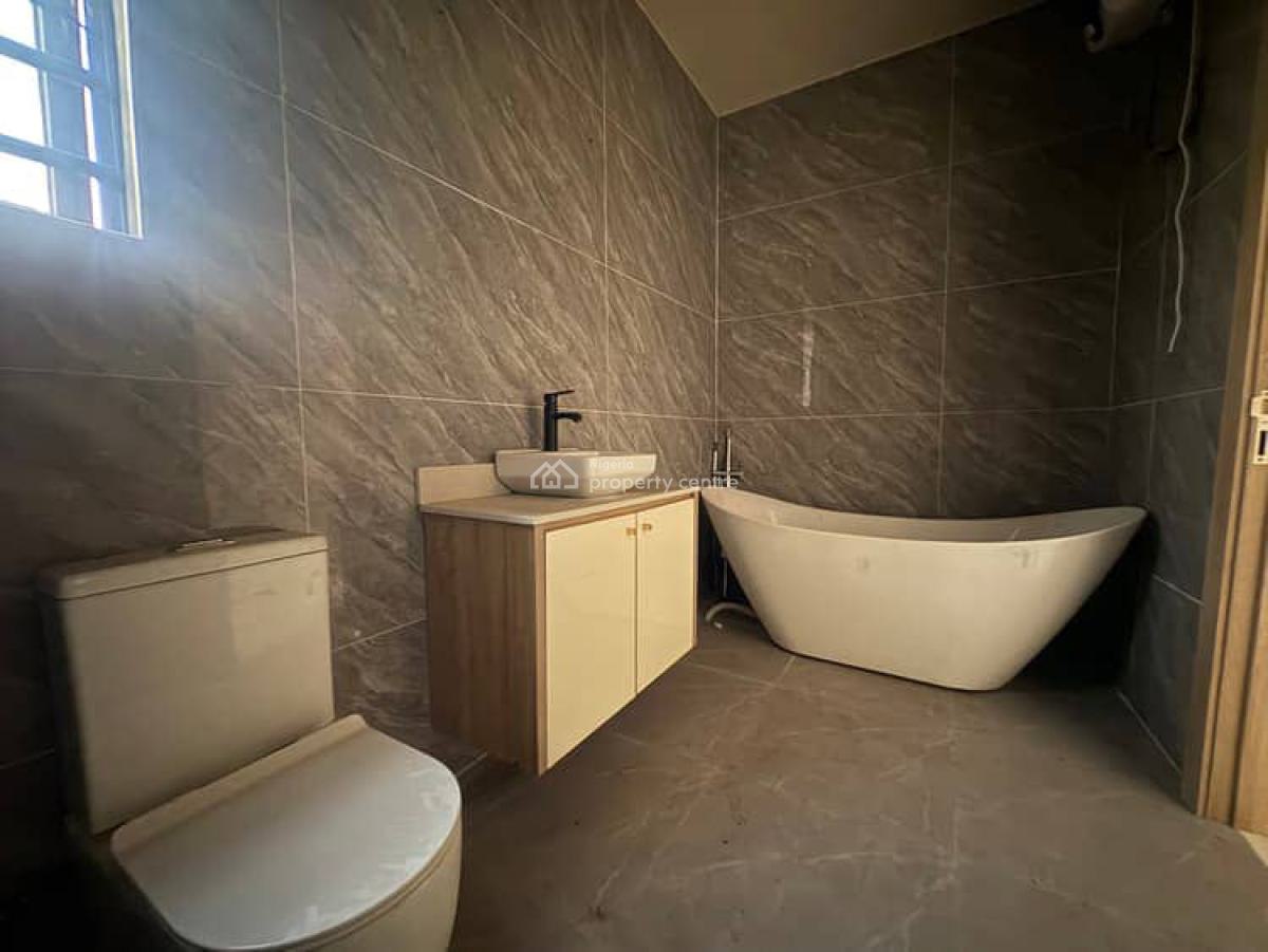 5 Bedroom Semi Detached, Lekki Phase 1, Lekki, Lagos, House for Sale