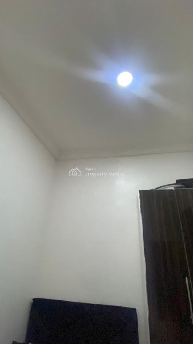 Exquisite Spacious Room Bq, Chevron, Lekki Phase 2, Lekki, Lagos, Flat / Apartment for Rent